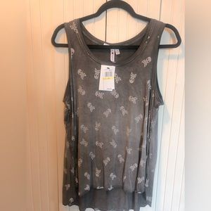 Cable & Gage long flowy tank